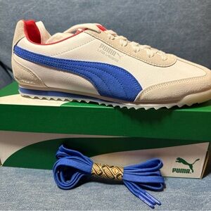 BNIB PUMA Women’s White and Blue Las Vegas Sneakers, size 9.5